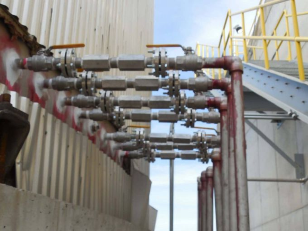 Side tank mixing cnv